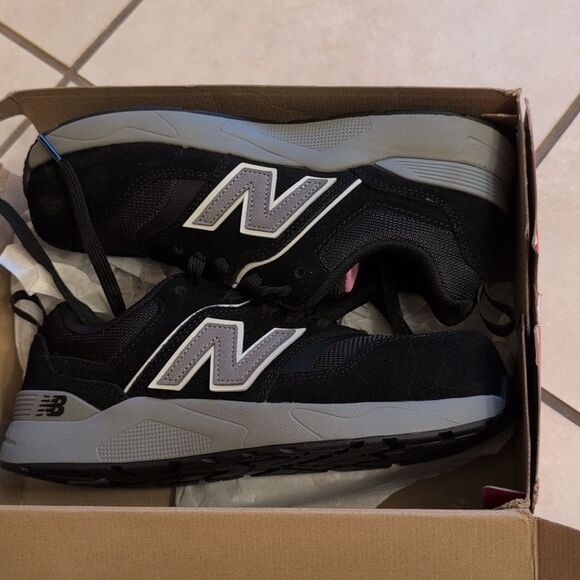 NWT New Balance Elite Lite Sneaker Composite Toe Work Shoe Black / Rose Size 7.5 - Picture 3 of 10